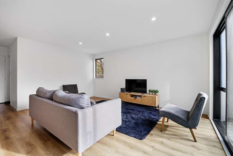 4/36 Creyke Road Ilam_6