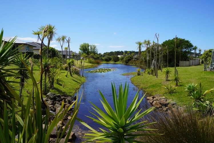 48 Ocean View Rise Ruakaka_12