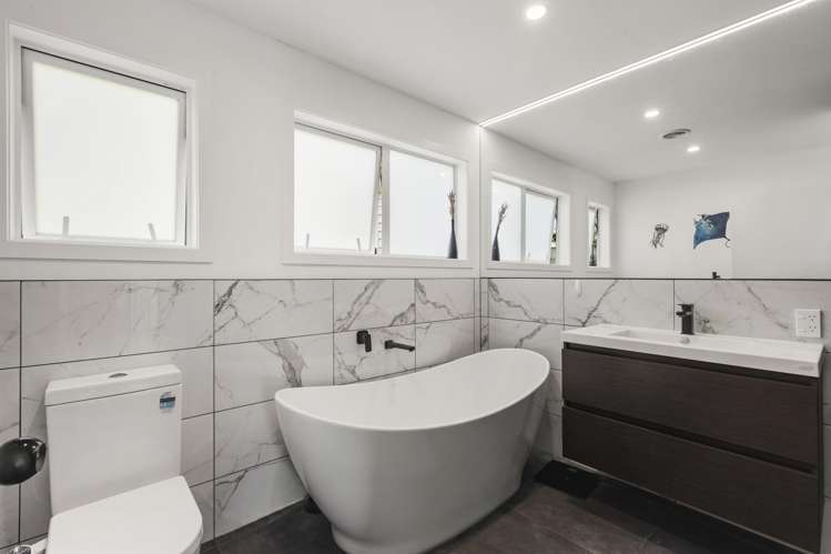 10 Linwood Way Island Bay_9