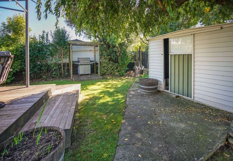 3 Dickens Street Stoke_15