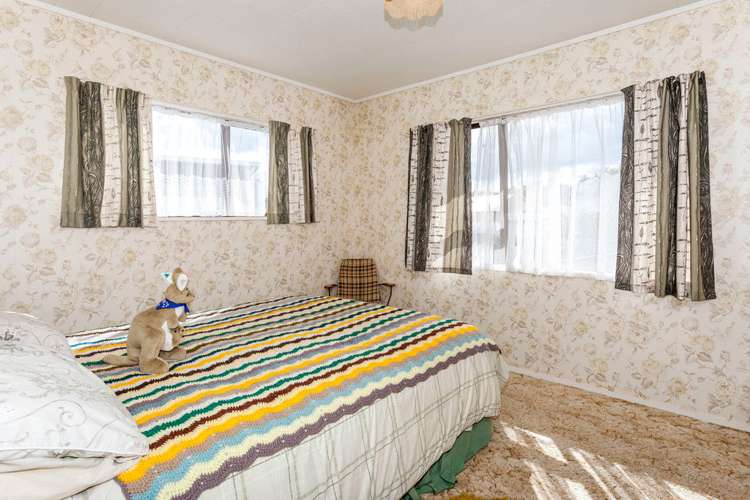 104 Awarua Place Whangamata_11