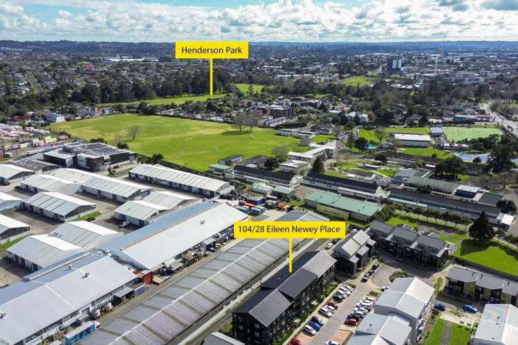 104/28C Eileen Newey Place Henderson_15