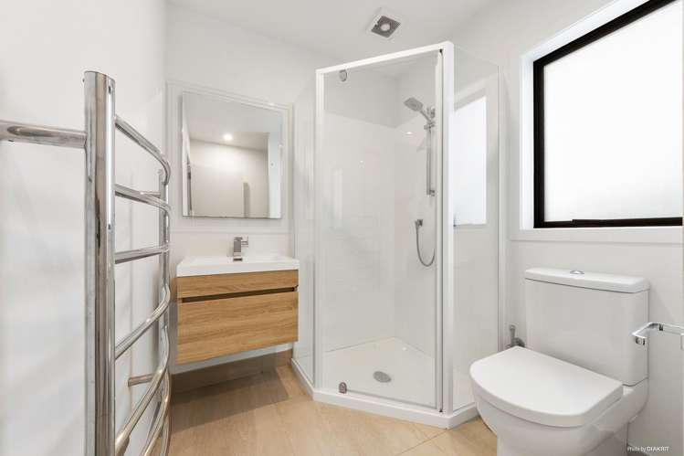 42 Accolage Boulevard_1