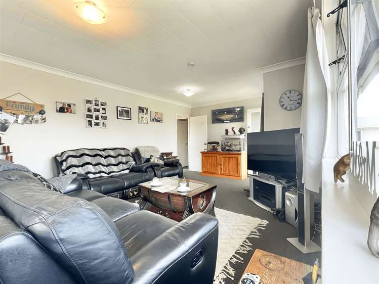 21 Crampton Place Manurewa_6