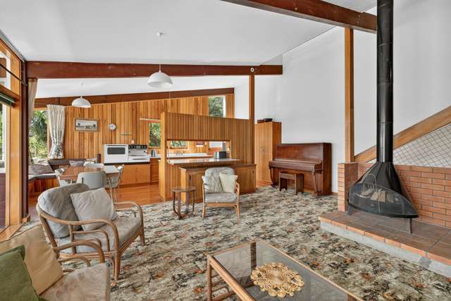 393 Marine Drive Charteris Bay_4