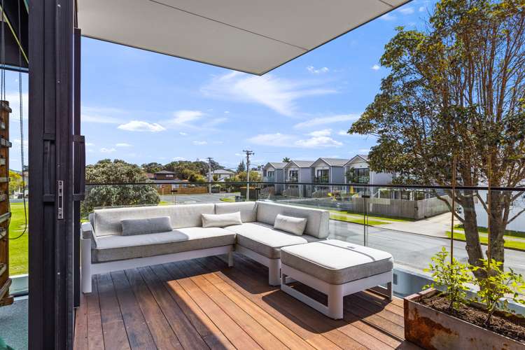 3A William Bayes Place Red Beach_20