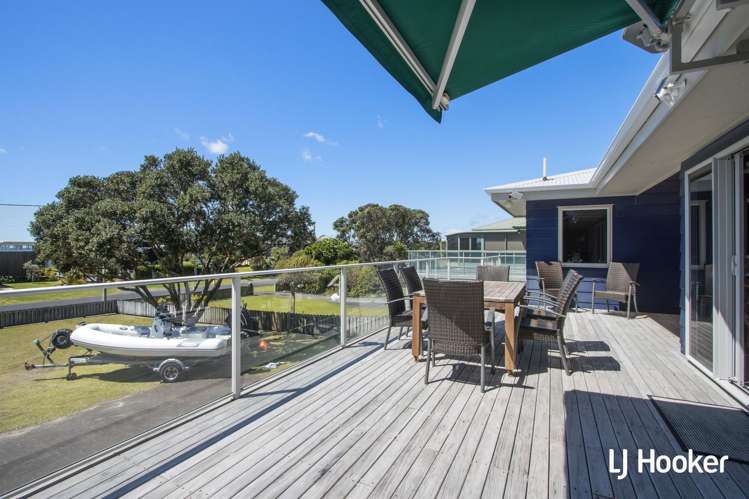 54 Shaw Road Waihi Beach_18