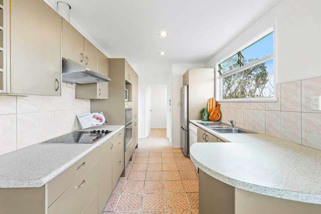 10 La Trobe Street Pakuranga Heights_3