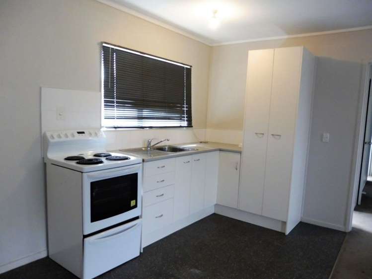 1/19 Templeton Place Clendon Park_3