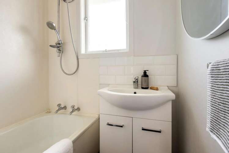 74 Arnold Street Leamington_12