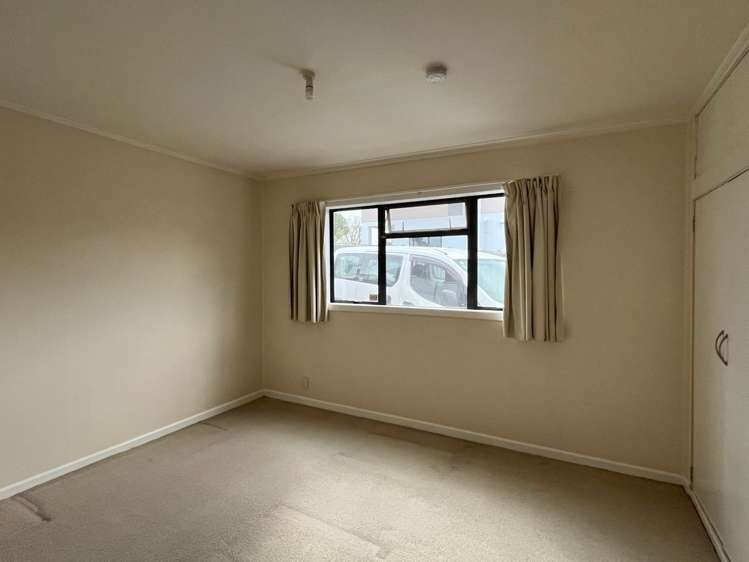 16 Arney Road Ranui_12