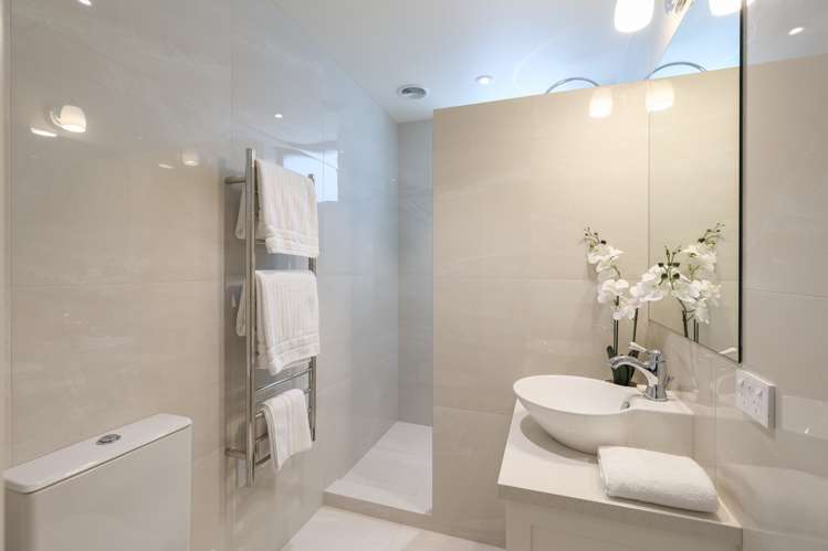 3/371 Wakefield Quay Stepneyville_11