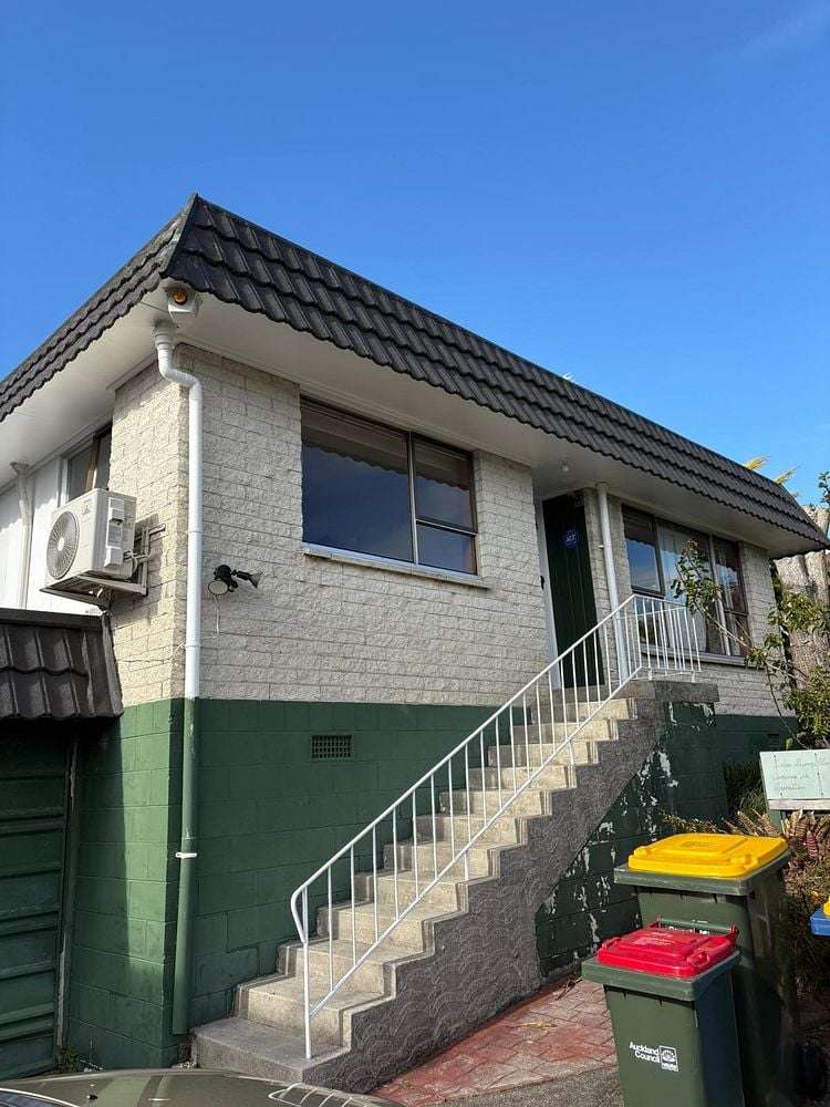 1/3 Tusac Place Totara Vale_11
