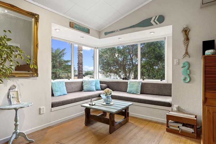 16 Gilshennan Valley Red Beach_13