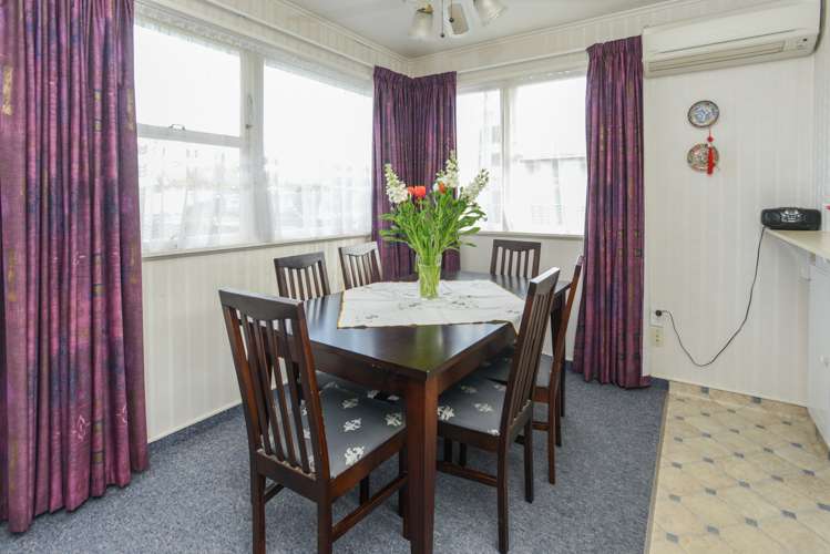 574 Lowe Street Camberley_6