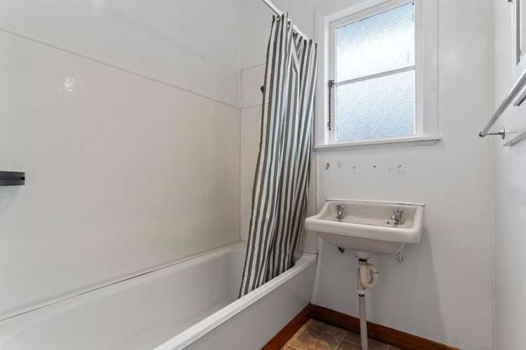 24 Bonnie Brae Road Meadowbank_13