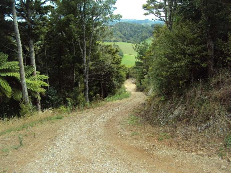 600 Jubilee Road Hukerenui and Surrounds_16