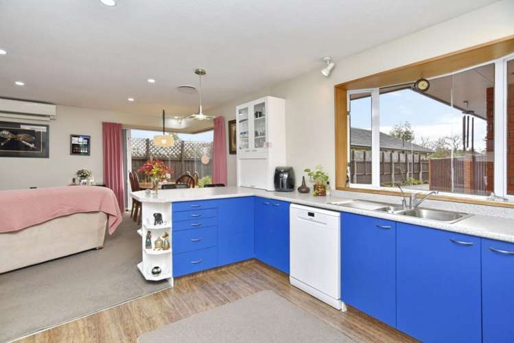 2/66 Dunedin Street Redwood_10