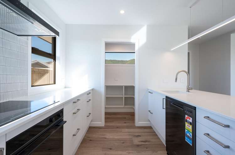 38 Hallmark Drive Richmond_5