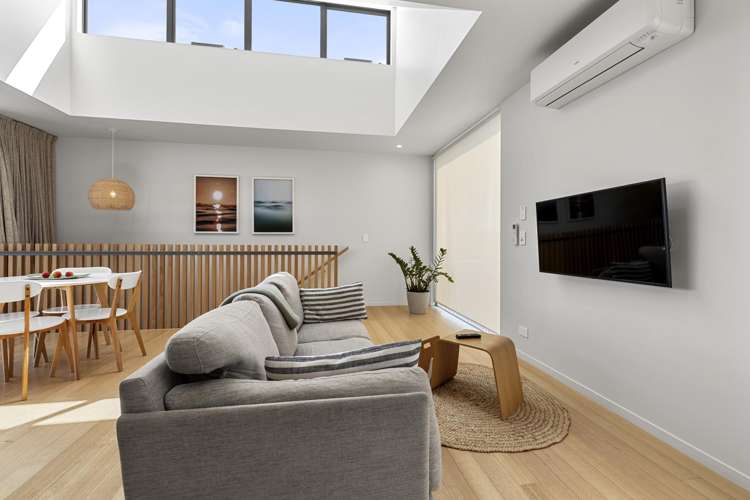 2/25 Rangitahi Road_5