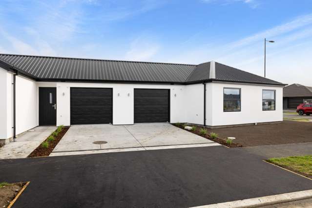 88 Avanda Avenue 11103_1