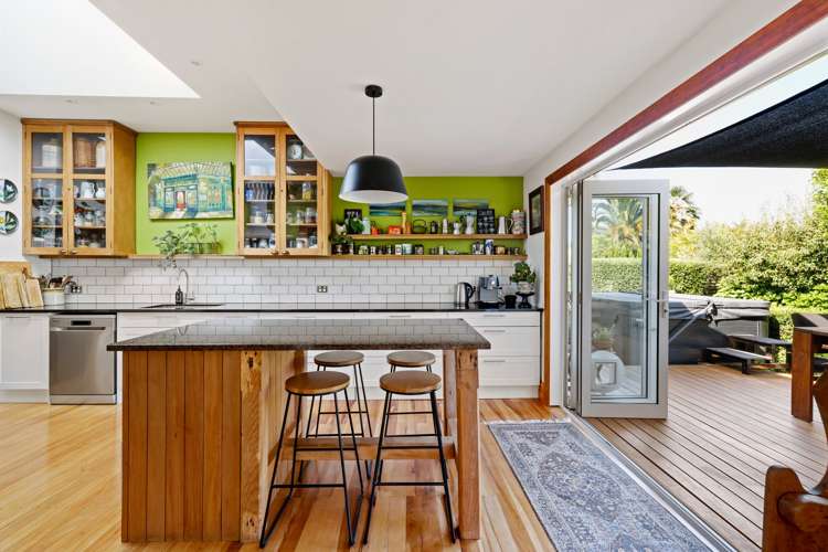 2 Murray Street Leamington_21