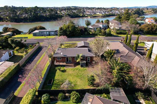 112 Sandspit Road Waiuku_2