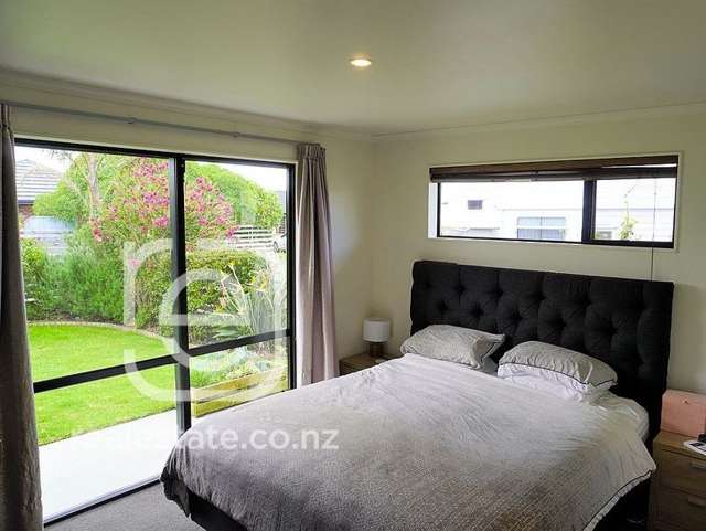 22 Ocean View Rise Ruakaka_1