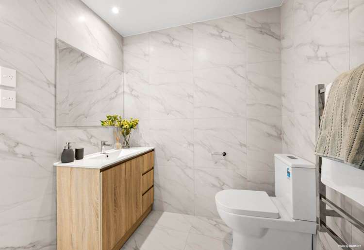 8/60 Kelman Road Kelston_8