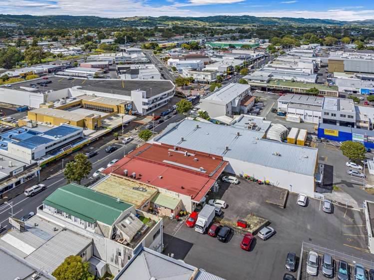 123-125 Great South Road Papakura_10