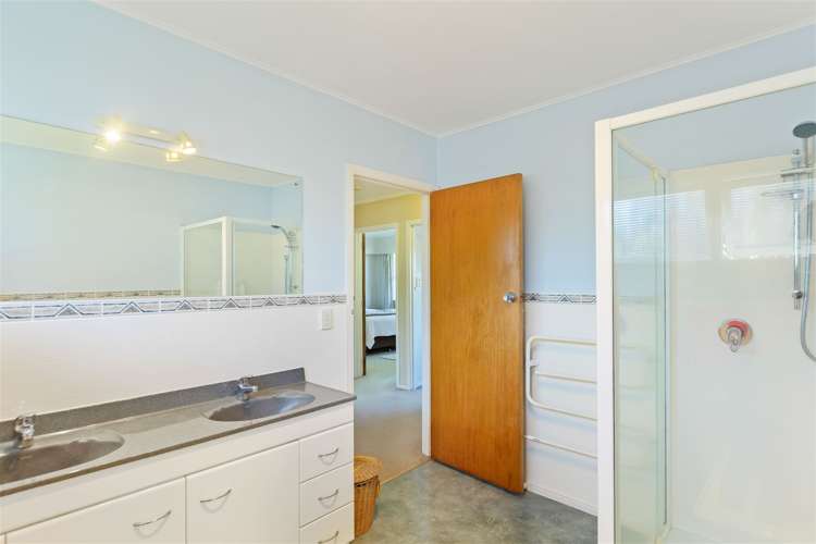 22 Liston Crescent Cockle Bay_43