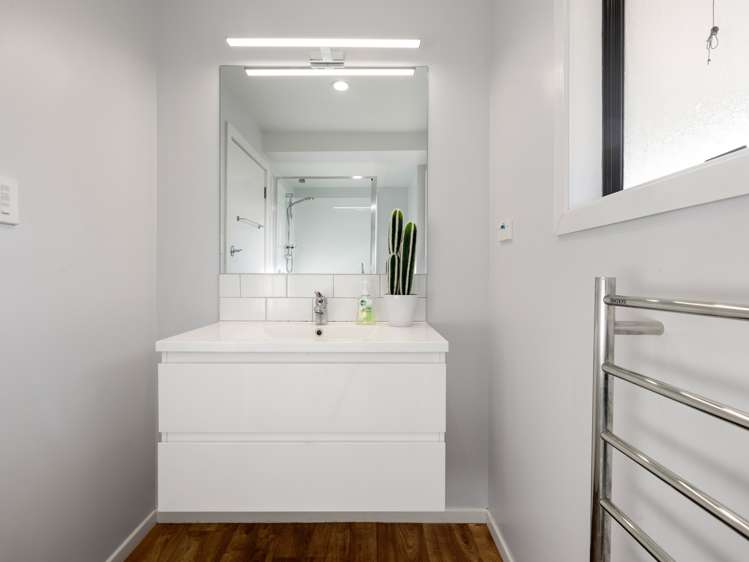 13 Erika Place Fairview Downs_17