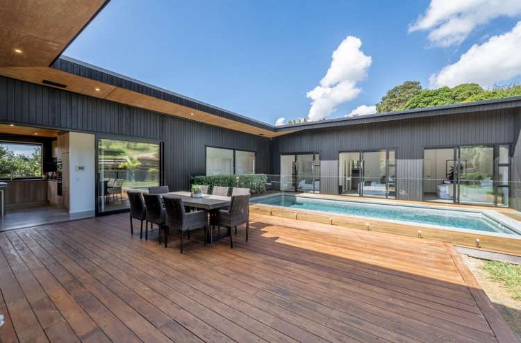 27 Brownhill Road Whitford_34