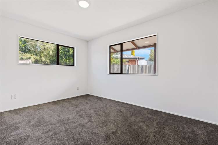 2/303 Main South Road Hornby_7