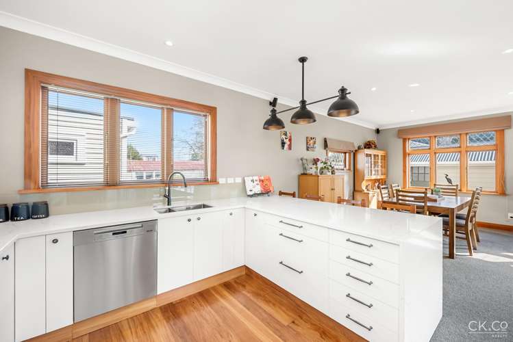 10 Tui Street Alicetown_8