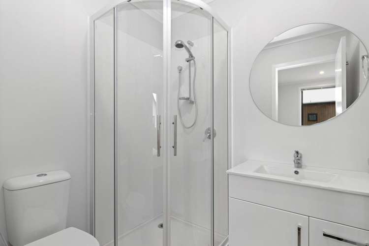 2/150 Te Rapa Road 3283_7