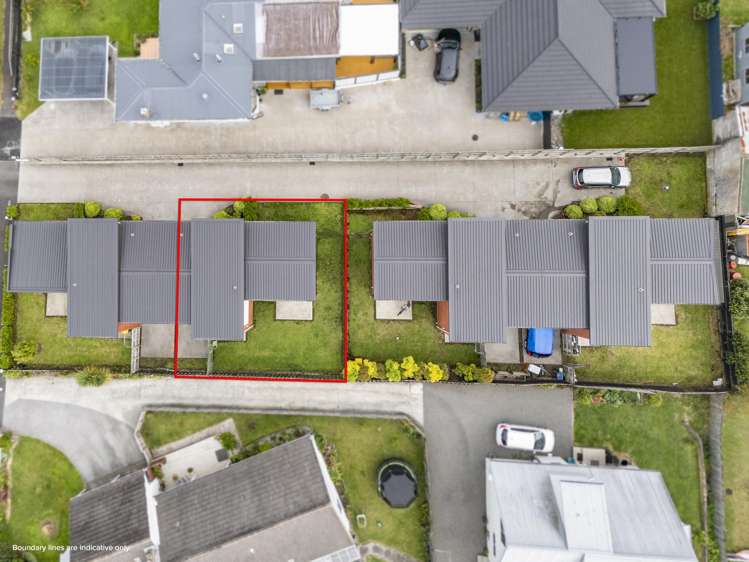 2/7 Greta Street Glenview_14