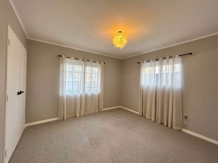 585A Mount Albert Road Royal Oak_11
