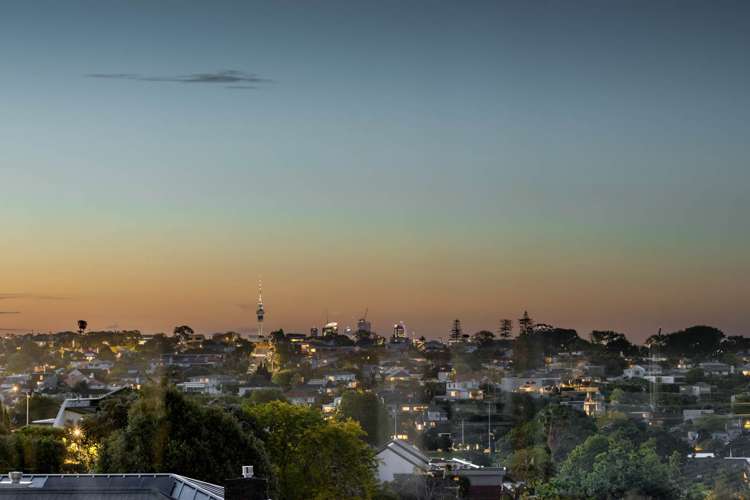 2/63 Long Drive Saint Heliers_26