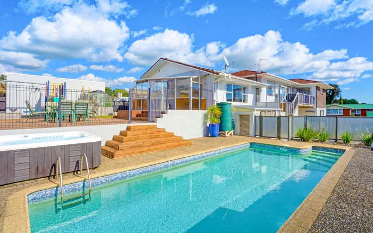 22 Fairview Avenue Opaheke_13