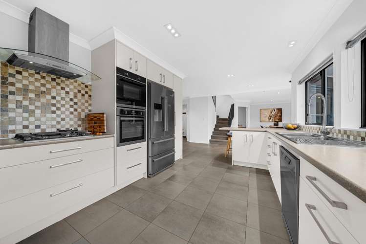 12 Lochend Place Highland Park_9