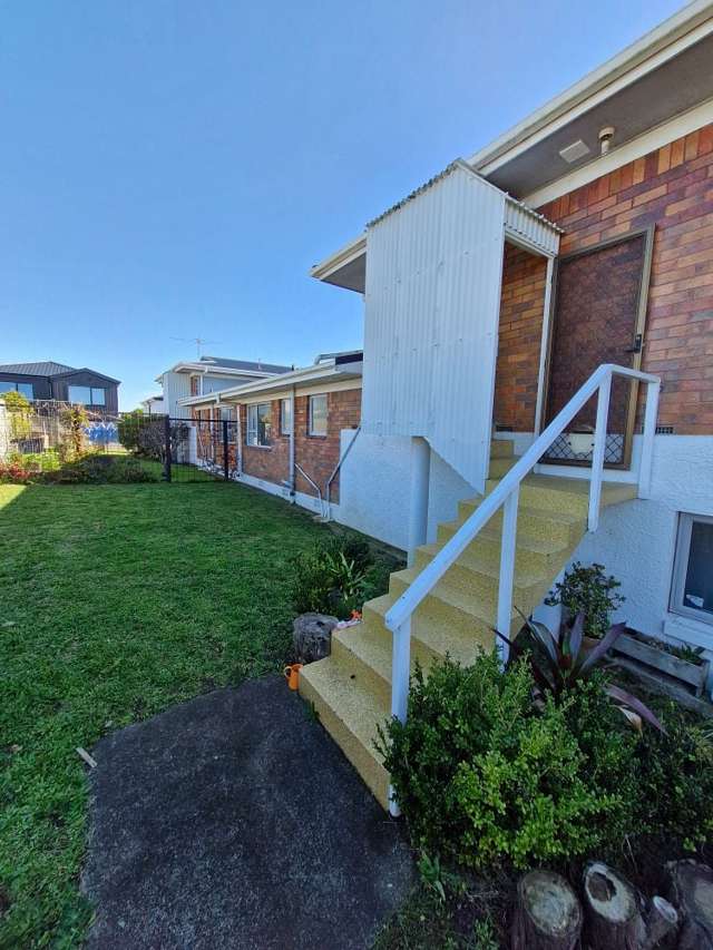 Sun-Drenched Family Haven! 2 Bed + Rumpus, 2 Bath,