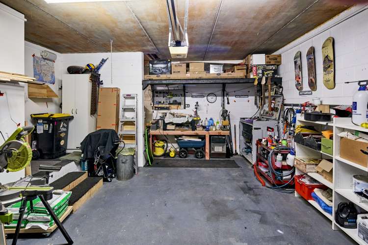 25 Tukanae Street Strathmore Park_14