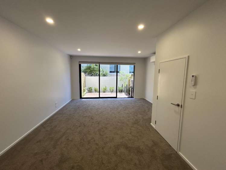 2/894 Colombo Street 1419_4