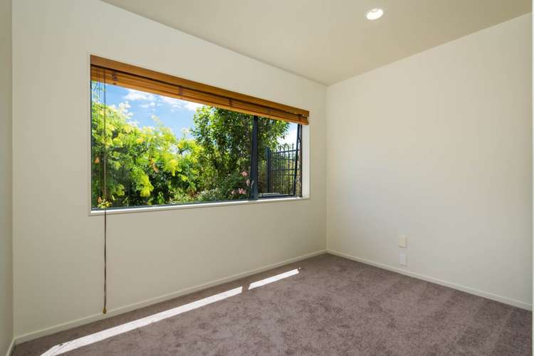 5 Mizen Court Torbay_12