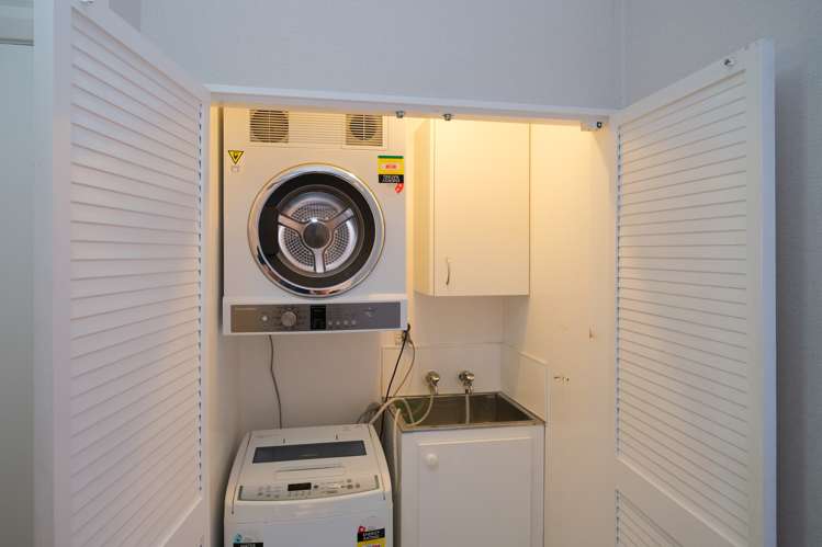 6 Bernard Street Kenmure_31