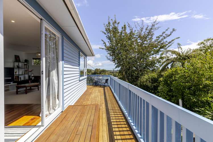 281 Tukapa Street Westown_19