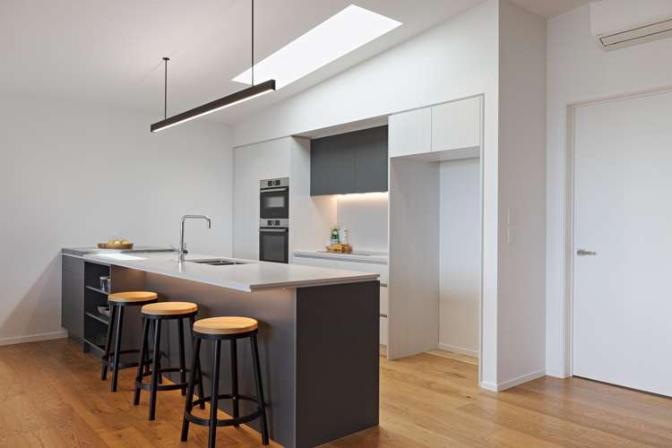 39a Grace Road Avenues_7