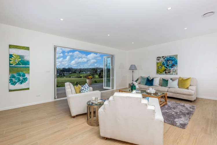 33 Merewhira Road Paremoremo_11