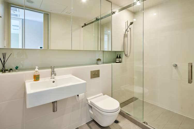 2b/3 Clyde Quay Wharf Te Aro_21